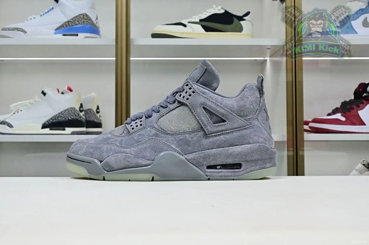 Kimikick Jordan 4 retro kaws Air Jordan 0711